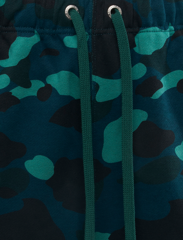 COLOR CAMO METAL APE HEAD RELAXED FIT SWEAT SHORTS