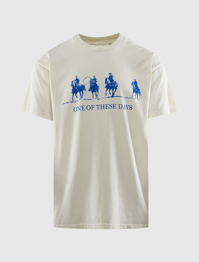 チームロゴTシャツ