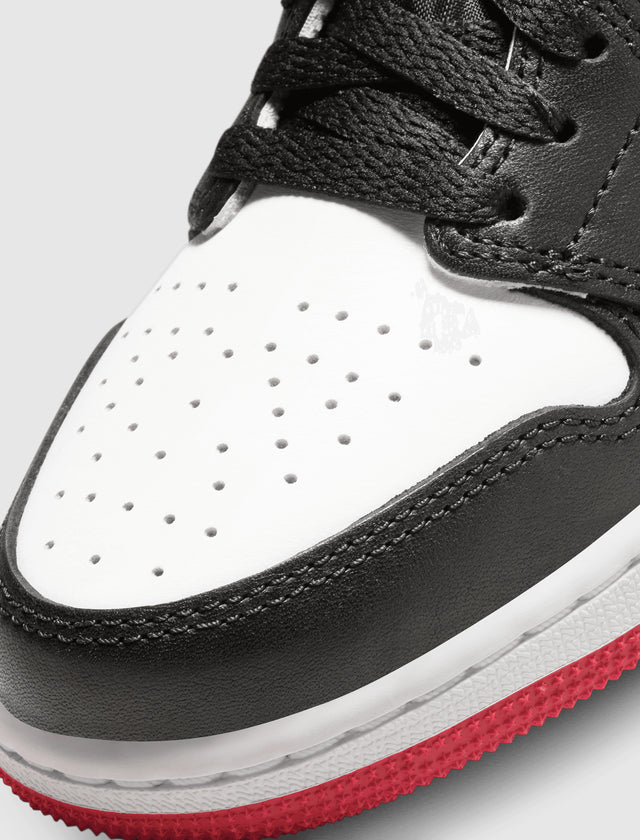 AIR JORDAN 1 LOW OG „BLACK TOE“ GS