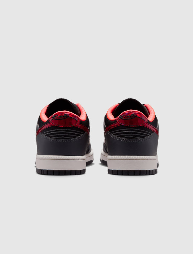 DUNK LOW PROTRO