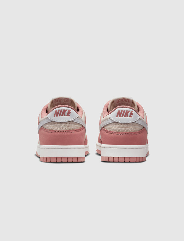 DUNK LOW "レッドスターダスト"