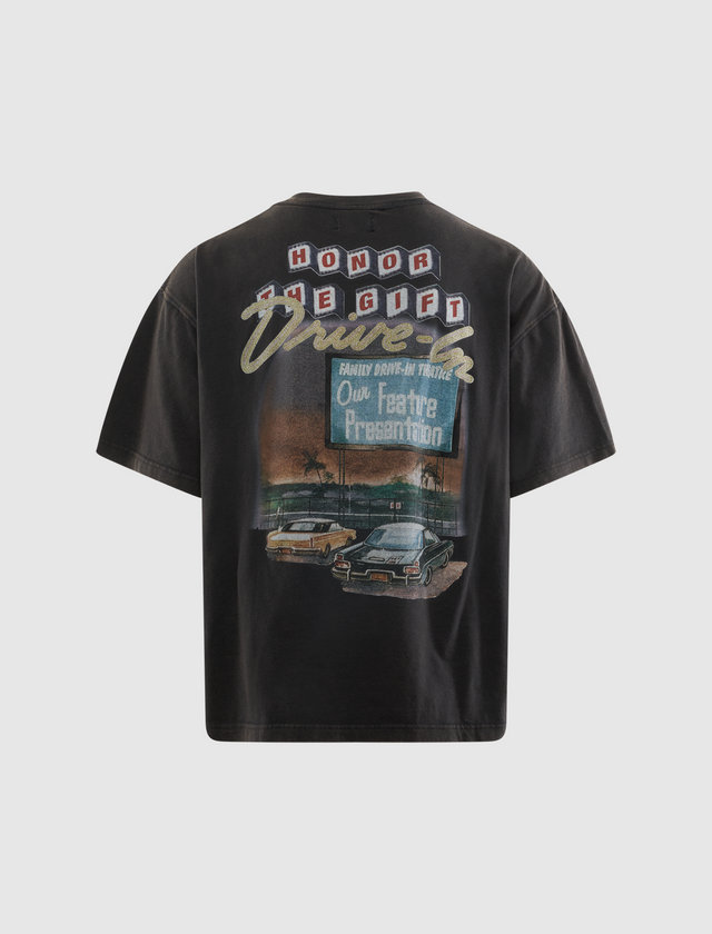 フィーチャープレゼンテーションTシャツ