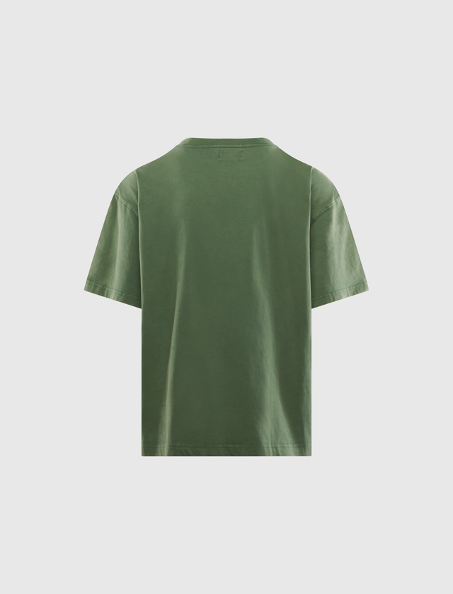 通常のTシャツはこれまでにありません。