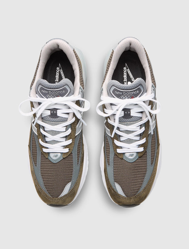 HERGESTELLT IN DEN USA 990 V6 „OLIVE“