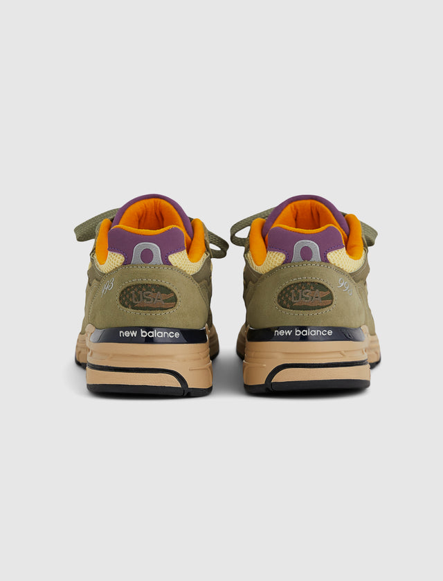 HERGESTELLT IN DEN USA 993 „OLIVE“