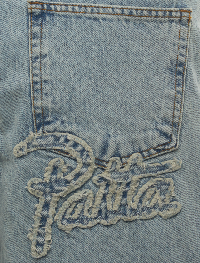 LIGHT WASH DENIM SHORTS