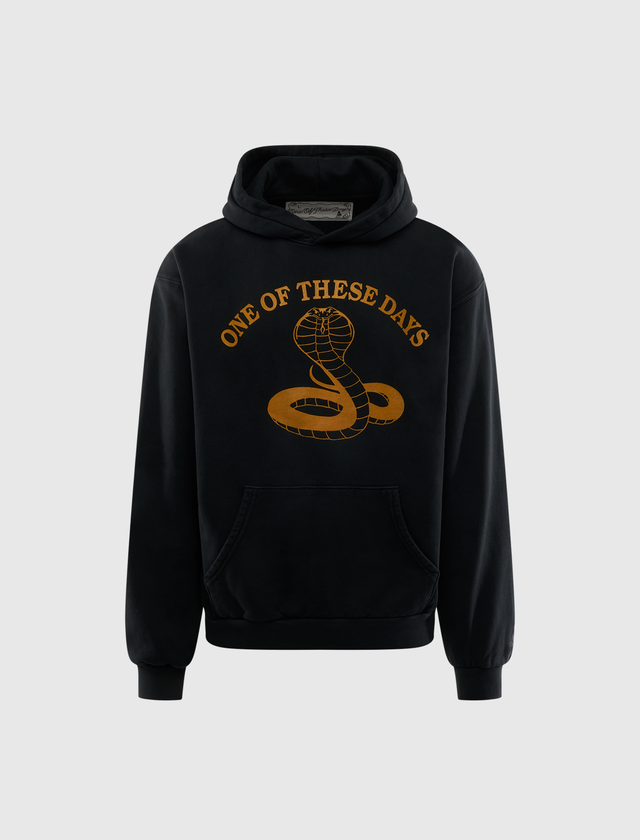 COBRA PULLOVER HOODIE