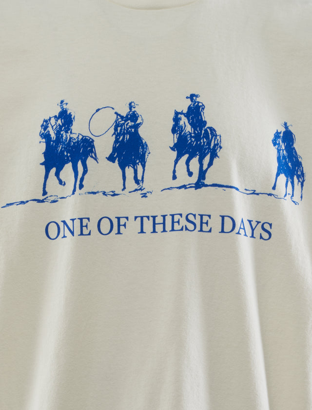 チームロゴTシャツ