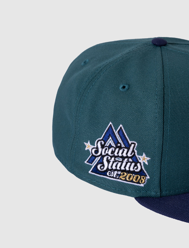 SOCIAL STATUS NEW ERA FITTED CAP