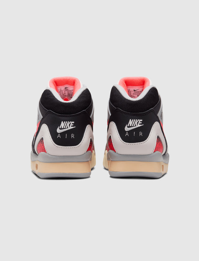 AIR TECH CHALLENGE II „HEISSE LAVA“