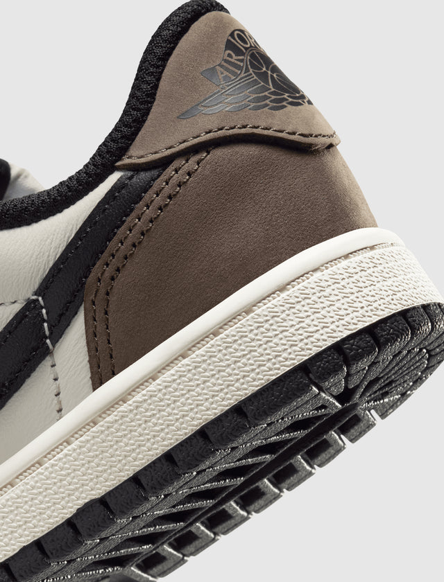 AIR JORDAN 1 LOW OG "DARK MOCHA" PS