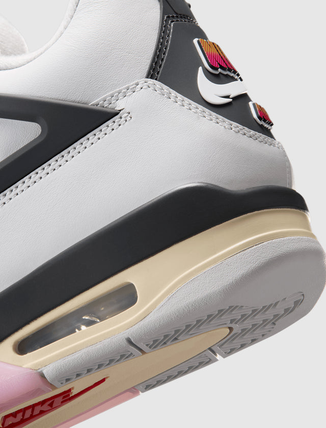 AIR JORDAN 4 RETRO „COMIC“