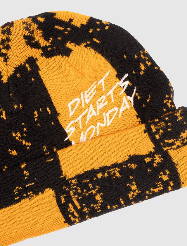 CHECKERED BEANIE