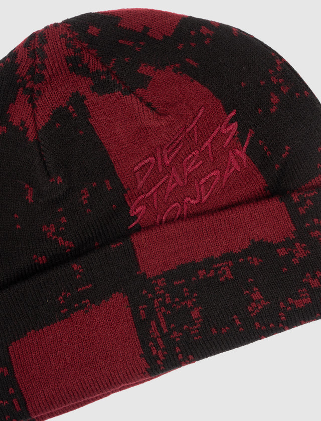 CHECKERED BEANIE