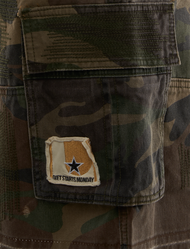 CAMO CARGO SHORTS