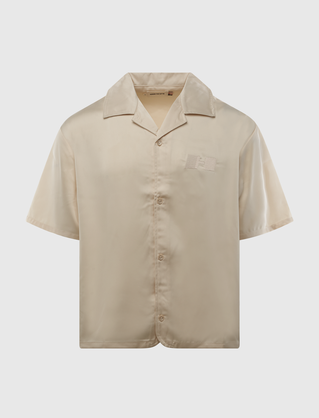 SATIN CHEST LOGO CAMP COLLAR