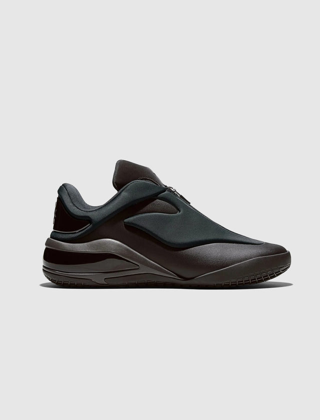 SHAI 001  "CHARM BLACK"