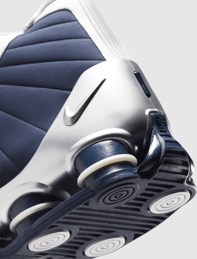 NIKE SHOX BB4